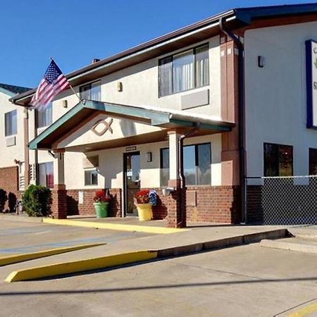 Cassville Four Seasons Inn & Suites 外观 照片