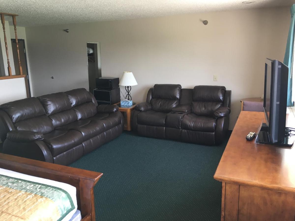 Cassville Four Seasons Inn & Suites 外观 照片